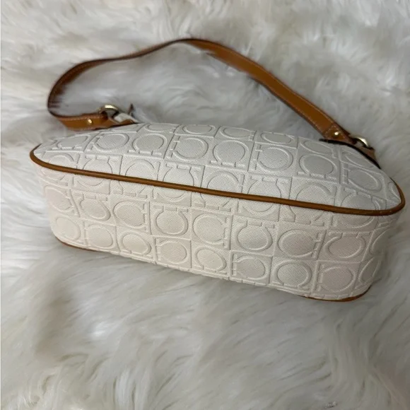 Salvatore Ferragamo White and Tan Shoulder Bag - Picture 5 of 11